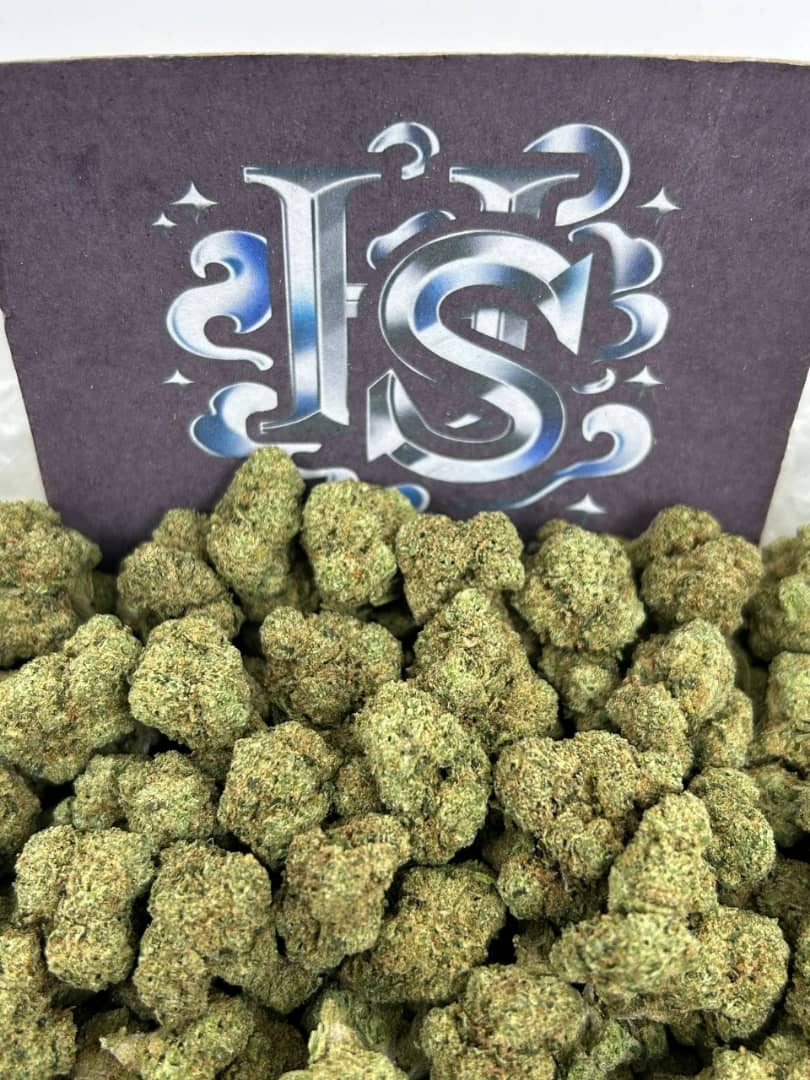 White Runtzlatti Weed premium indoor cannabis flower